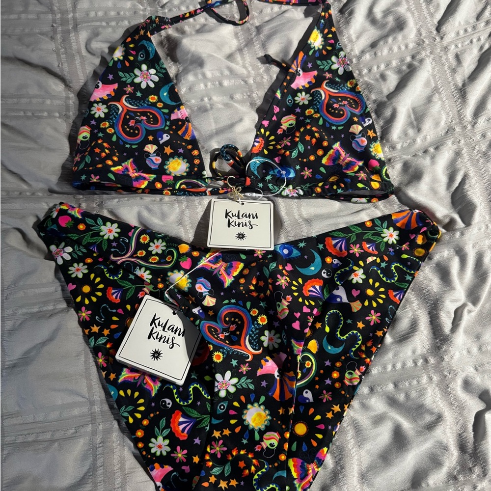 Kulani Kinis Swim Set - Colorful Floral brand new with tags